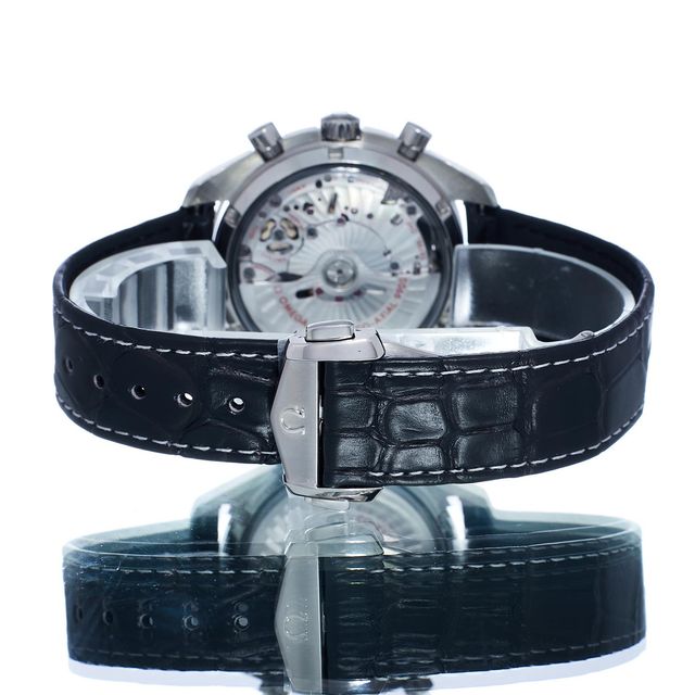 Omega Speedmaster Racing 329.33.44.51.04.001 Image 3